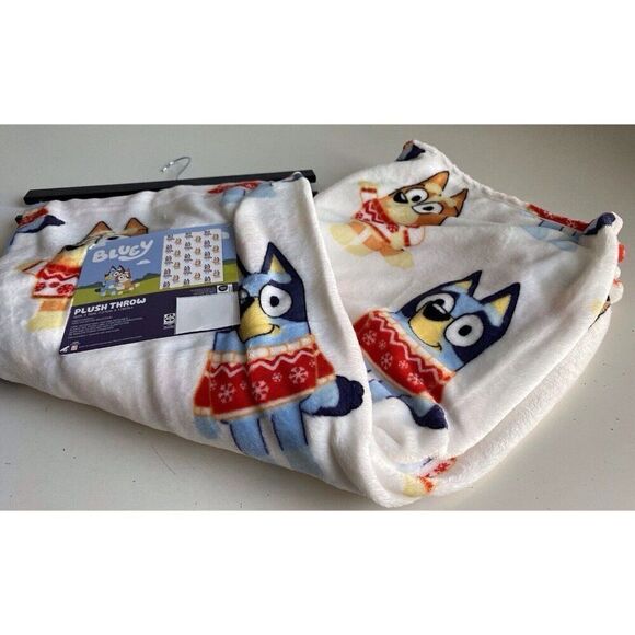 Bluey And Bingo Wearing Christmas Sweaters Soft Throw HOLIDAY Blanket 50 X 70” - Picture 7 of 13